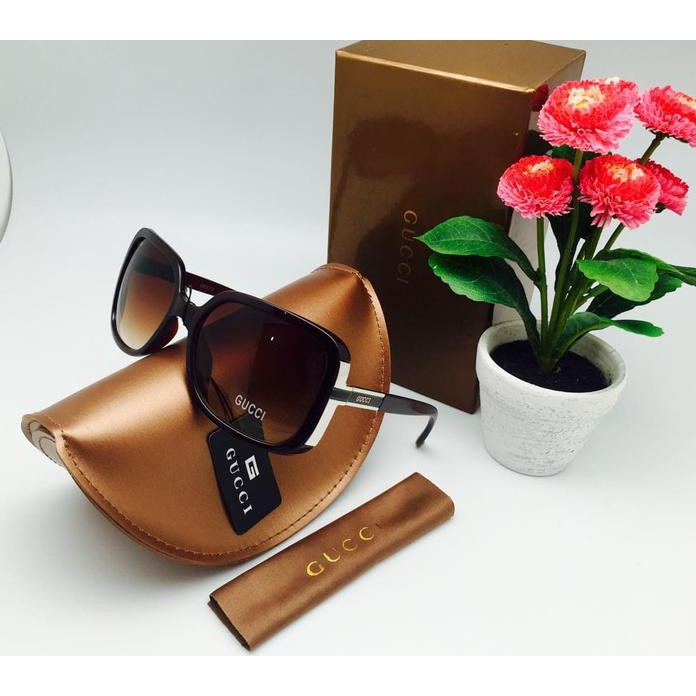 Kacamata Hitam Gucci Sandra Kotak Sunglasses Wanita
