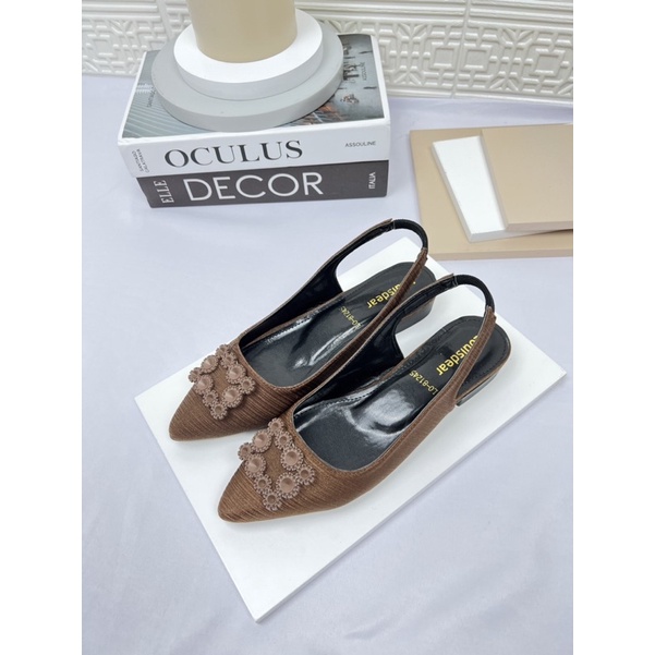 sepatu flatshoes  wanita tali belakang terbaru kekinian 2 cm bahan satin LOUISDEAR B50