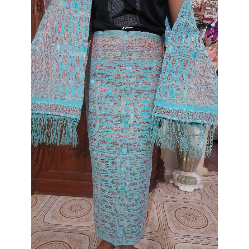 Songket Tarutung piala kosong  asli tenun tangan .cantik dan mewah