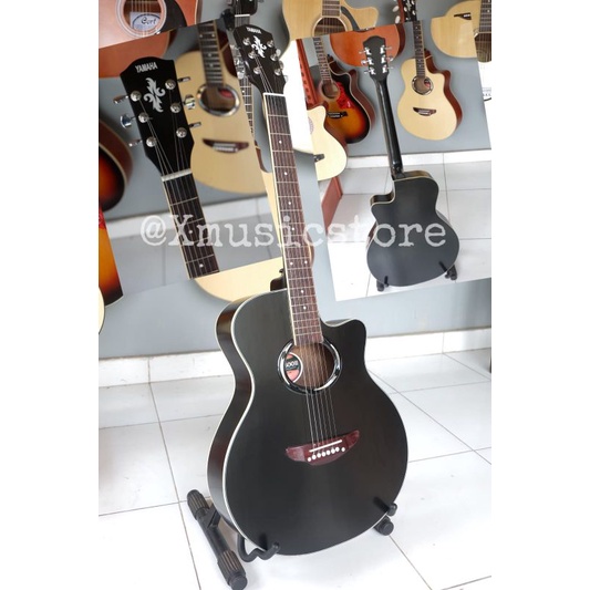gitar Yamaha apx 500