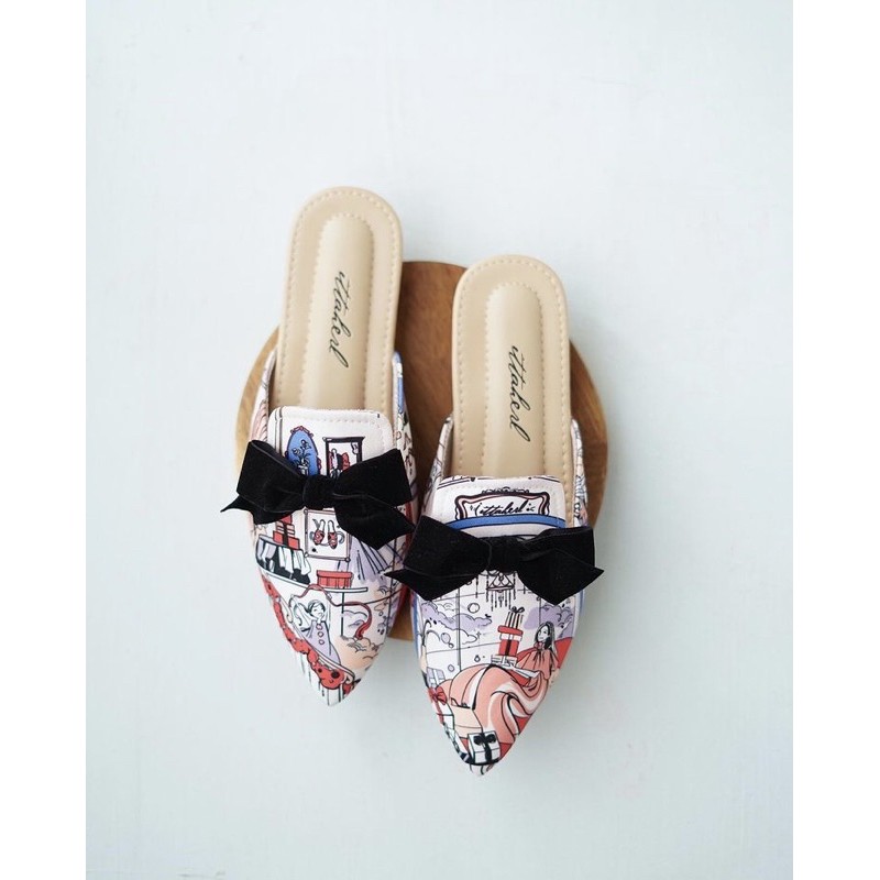 Ittaherl JOY Mules Rouge size 40 NEW (without masker)