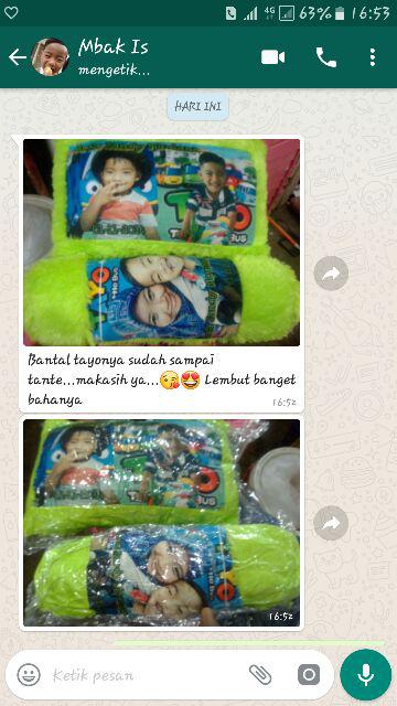 Set Bantal Guling Foto Balita