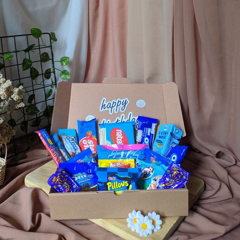 MAGERL SNACK BOX (L) / HAMPERS WISUDA / HAMPERS / GIFT BOX / SNACKBOX / SNACK BOX WISUDA