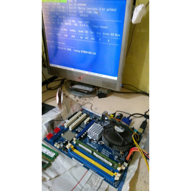 motherboard Asrock g41 + Intel quad core 2nd bagus