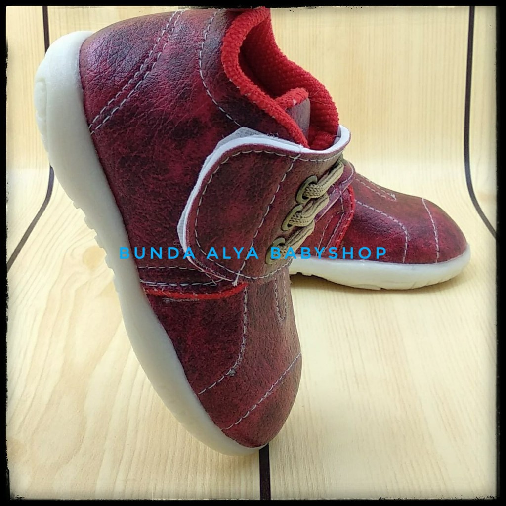 Sepatu Anak Laki Usia 1 2 3 4 Tahun Casual Size 22 - 30 MERAH - Sepatu Anak Cowok Tidak Licin SALE