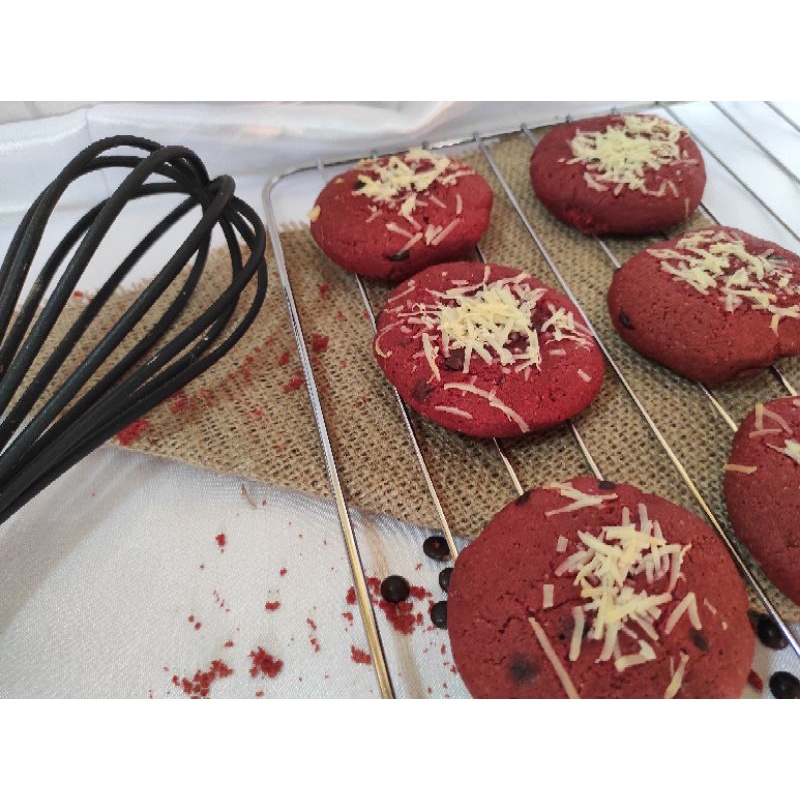 

soft cookies, red velvet cream cheese, large box isi 12 pcs