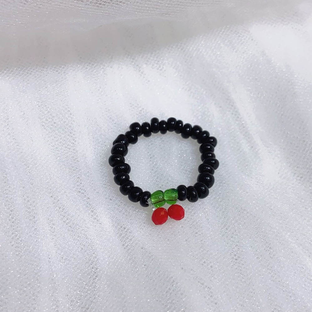 Cincin Manik-Manik Resin Warna Hitam Dan Putih Gaya Minimalis Untuk Wanita