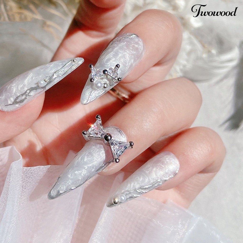 Ornamen Kuku 3D Bentuk Pita Bahan Cubic Zirconia Tahan Korosi Untuk Dekorasi Nail Art Wanita