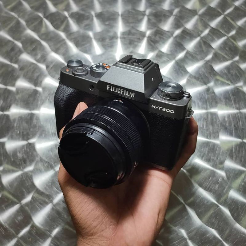 Jual MIRRORLESS FUJIFILM XT200 + LENSA KIT 1545MM Shopee Indonesia