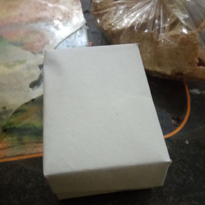 

kardus makanan