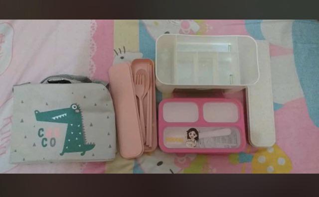 Lunch Box Yooyee 4 Sekat Wf605 / Kotak Makan Yooyee 3 Sekat Wf606