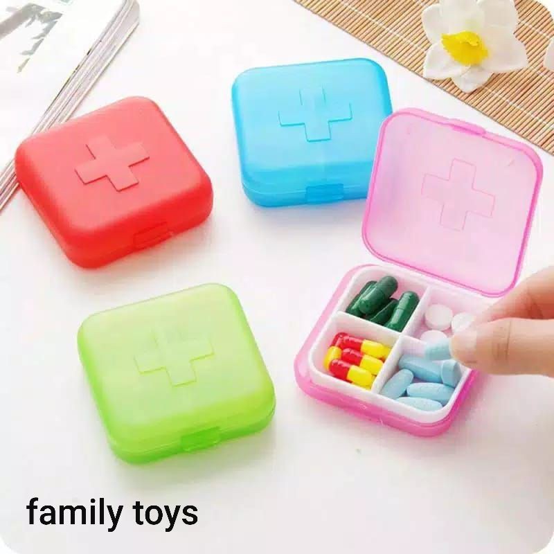 family games Kotak obat sekat 4 serbaguna portable assesoris perhiasan p3k pill case storage mini