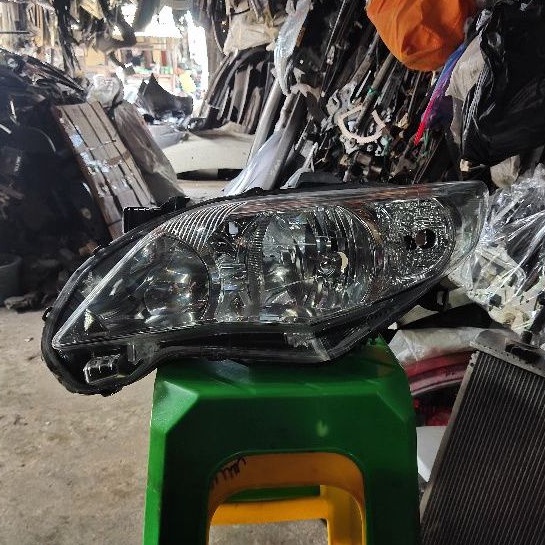 Headlamp Toyota Altis 2011 Original