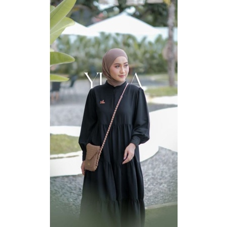 YURA PHONE BAG By Aden Hijab