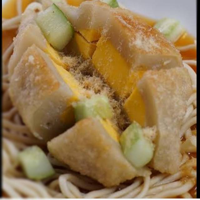 

Pempek kapal selam