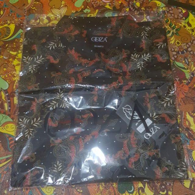 Odza Classic Baju Batik Pria Model Slimfit Pendek Arya