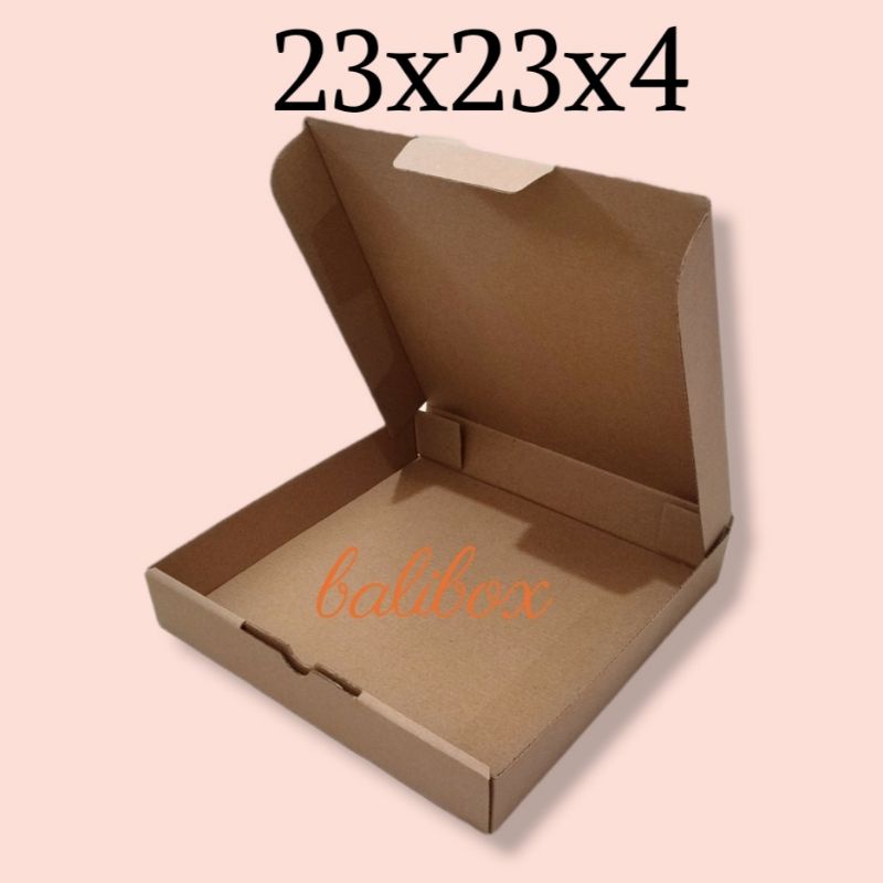 

box pizza die cut uk. 23x23x4