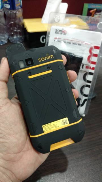Sonim Xp7 Original Usa 4g Lte Extreme Outdoor Phone Shopee Indonesia