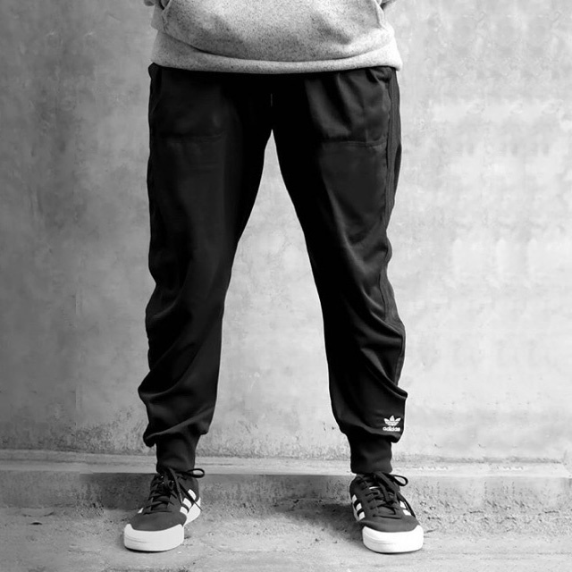Celana ADD Trefoil Jogger Branded