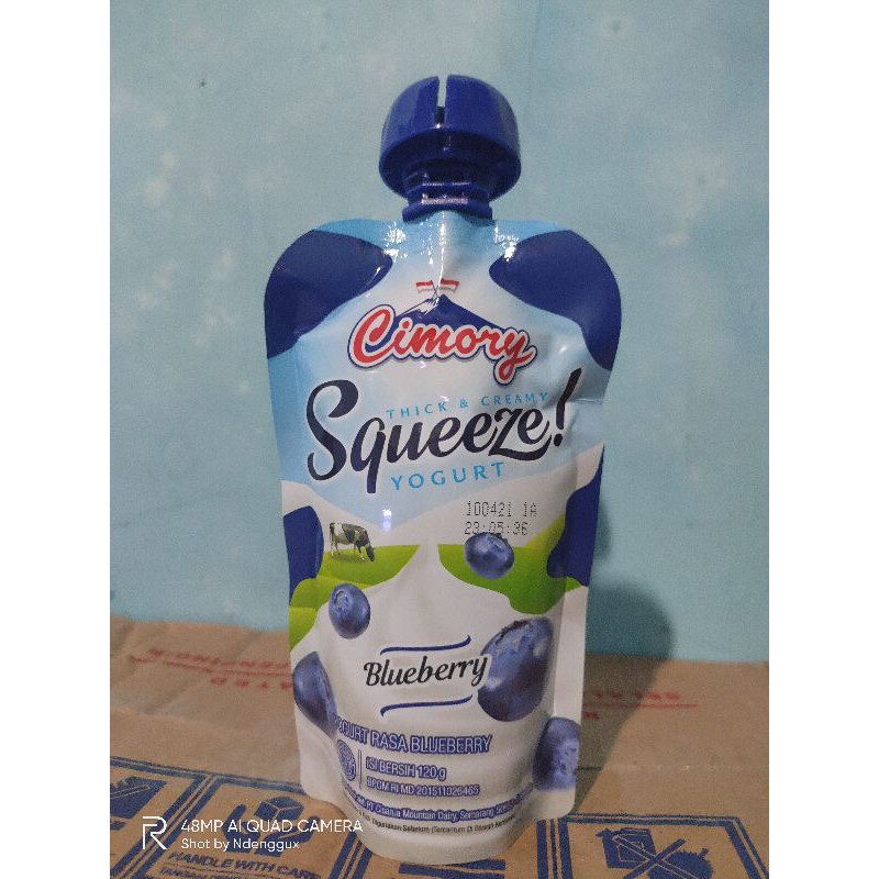 

squeeze blueberry