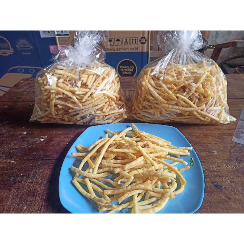 

stik bawang enak gurih lezat 500g