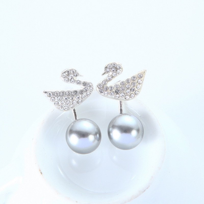 Anting white swan model korea terbaru fashion wanita terbaru imut lucu