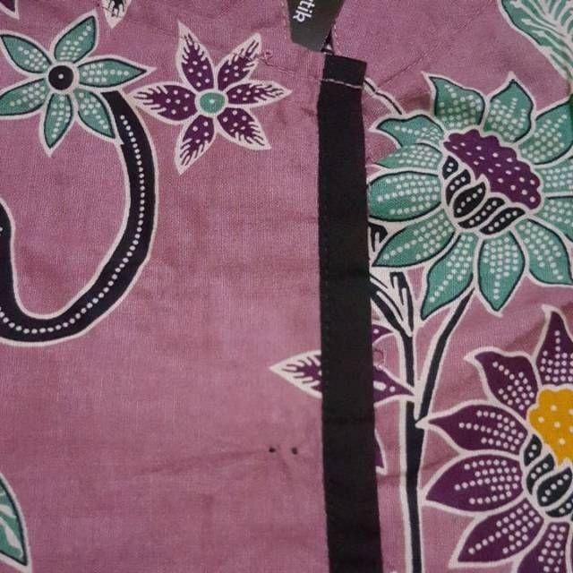 Atasan Batik Wanita Erlia