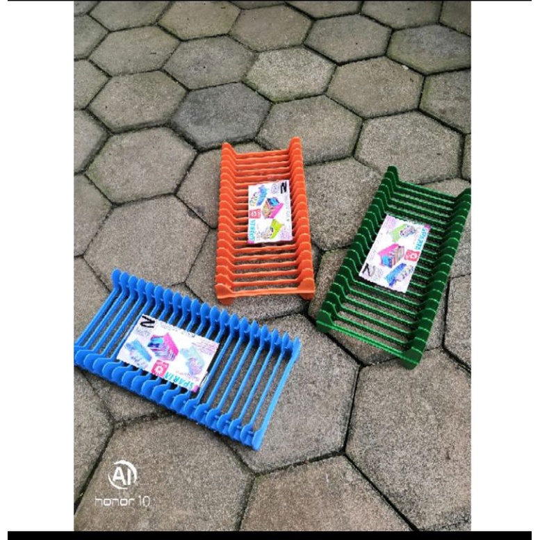 PROMO!!! RAK BUKU/PIRING BAHAN PLASTIK SPARTA LUBANG 19 SUNLIFE