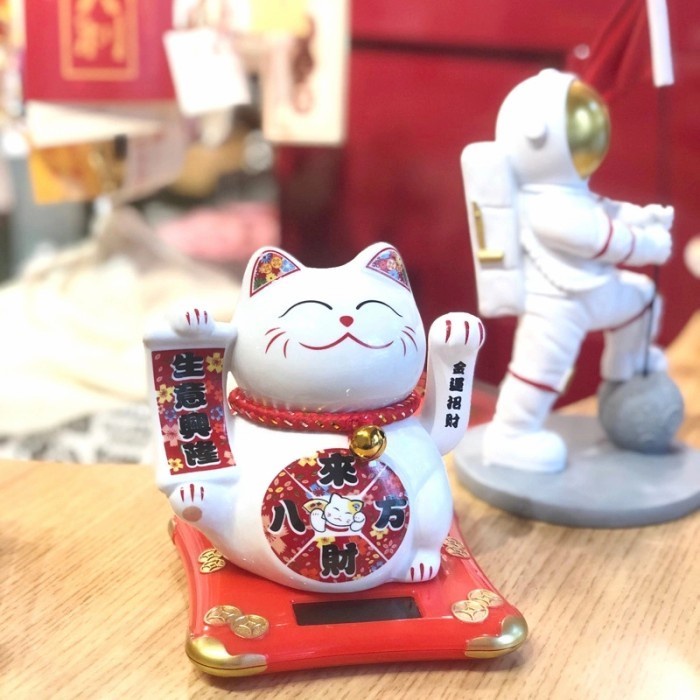 PAJANGAN KUCING LUCKY CAT MANEKI NEKO TANGAN GOYANG KADO MURAH MANEKI