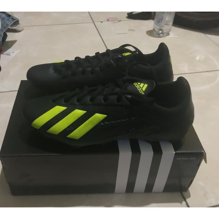 DISKON.. SEPATU BOLA ADIDAS ACE TERBARU 2018