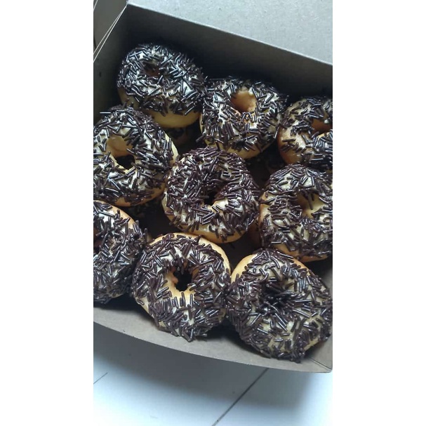 

Donat Mesis isi 12