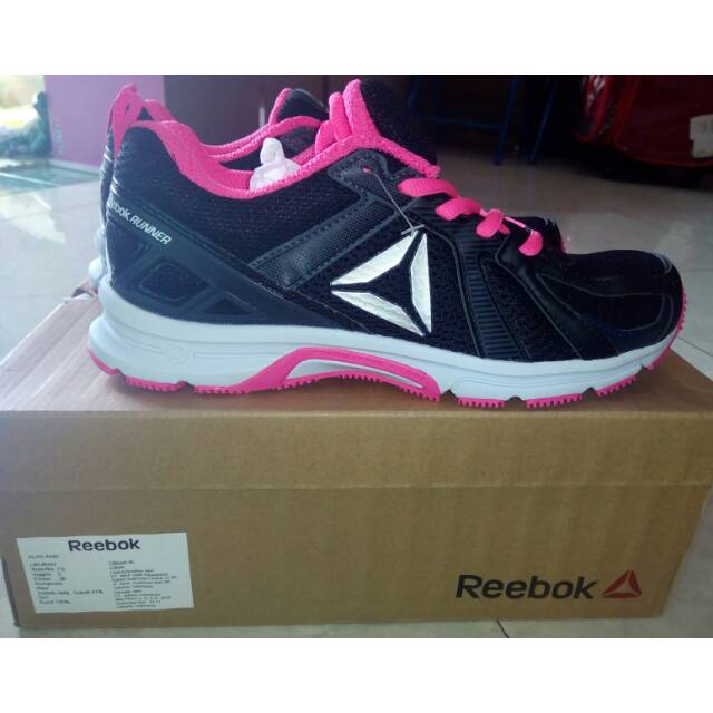 Sepatu Reebok Runner Hitam-Pink size 38