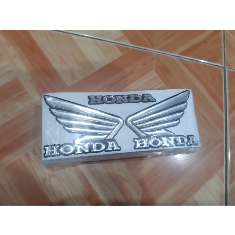 Stiker Honda sayap silver Timbul