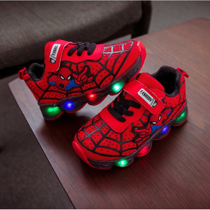 Sepatu Spiderman LED Sneakers Kids Shoes dengan Lampu LED Sepatu Anak