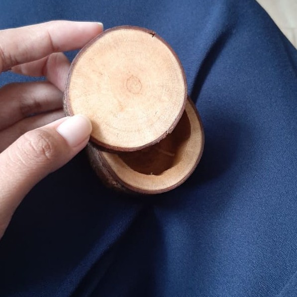 TEMPAT CINCIN KAYU BULAT