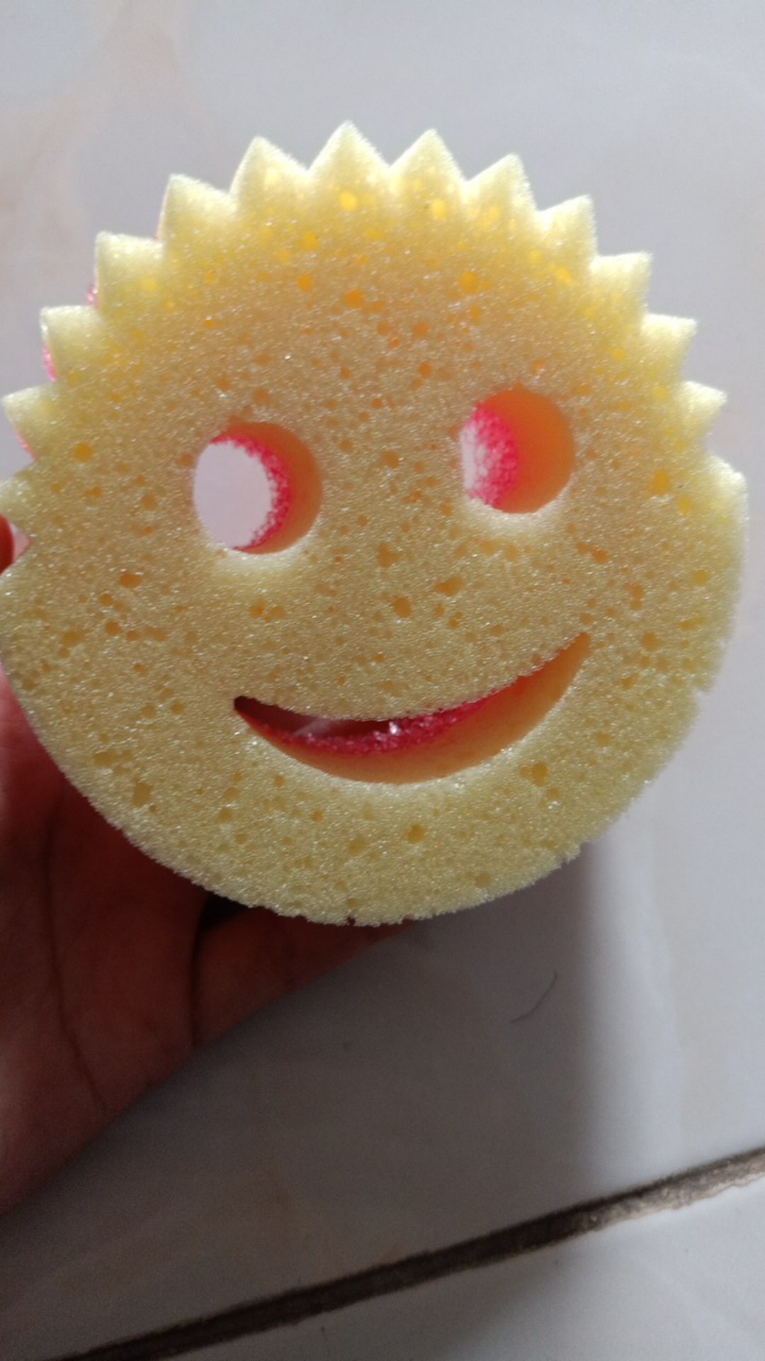 Spons Pembersih Peralatan Dapur Scrub Daddy Mommy Spon Cuci Piring