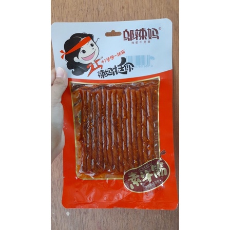 

Cemilan la tiao vegetarian su niu jin 素牛筋
