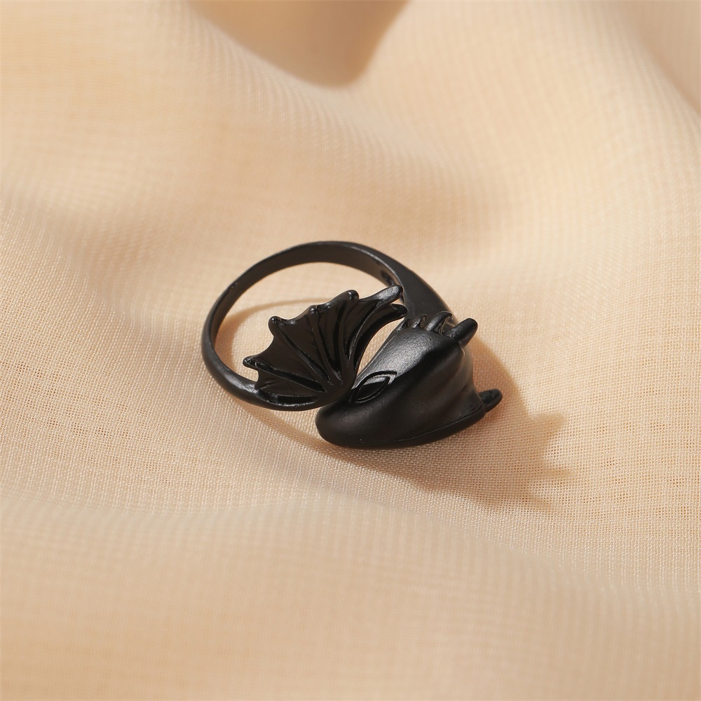 Cincin Model Terbuka Desain pterosaur Warna Hitam Gaya Gothic Untuk Pasangan