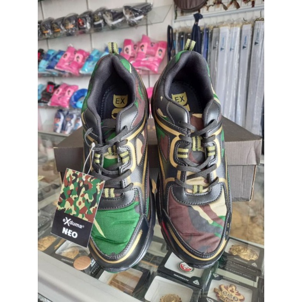 Sepatu X-Duma