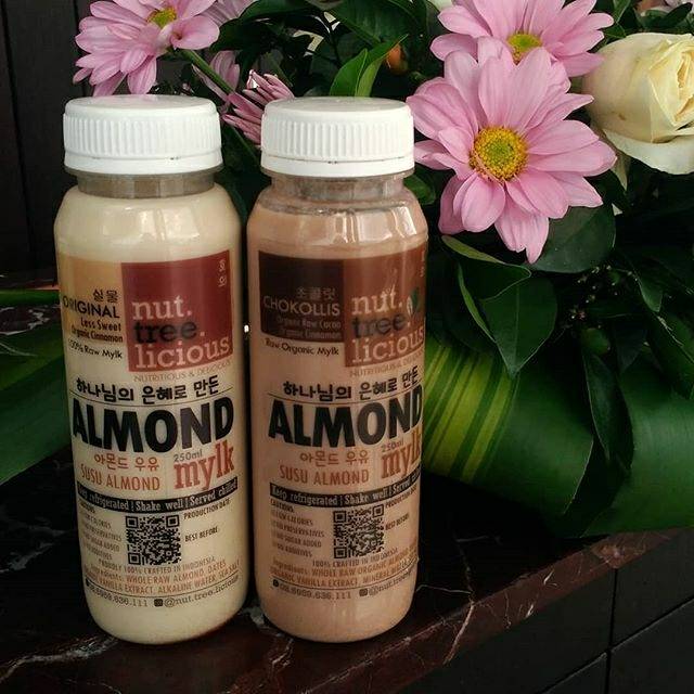 

Susu Almond Kurma 250ml / Almond Milk Dates / Stevia booster ASI /keto nut.tree.licious reset.detox