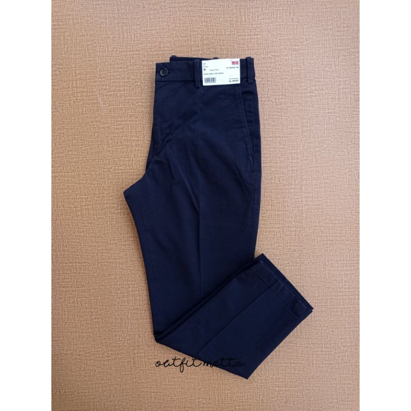 Celana Uniqlo ankle 2 way stretch