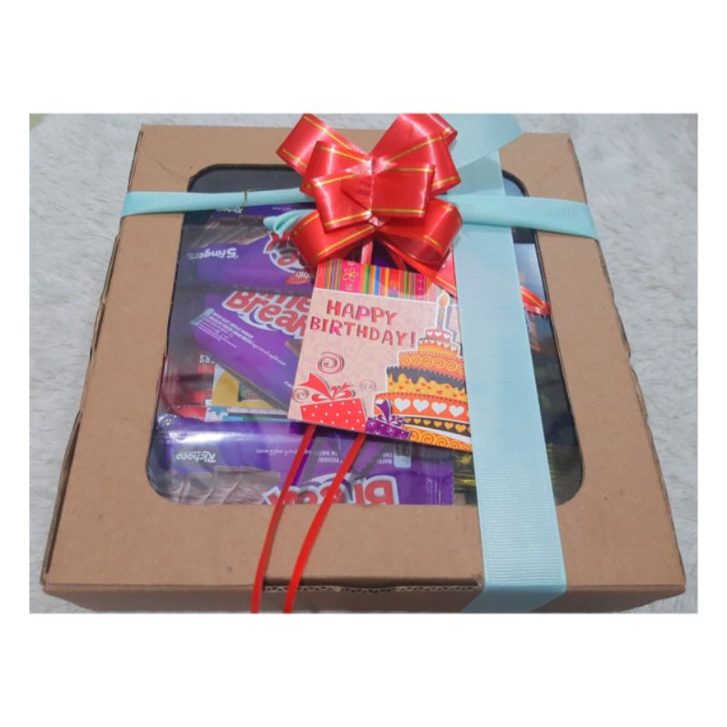 

Hampers ulangtahun/ Kado Ulang tahun/Gift Box/Snack Import