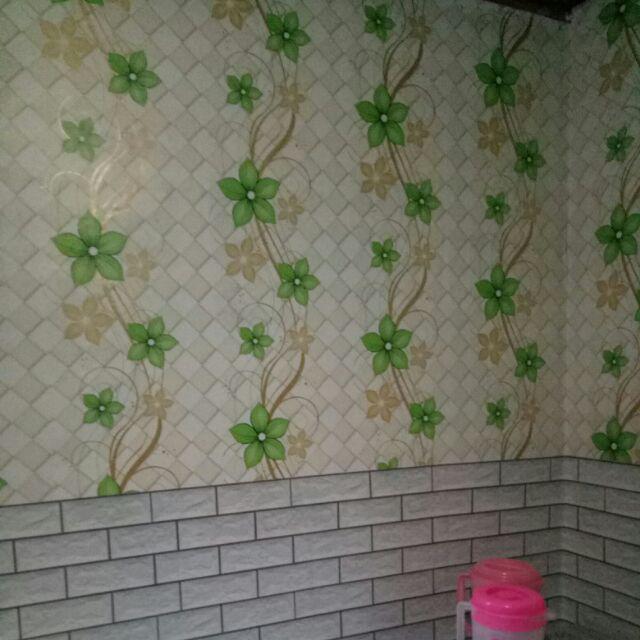 Wallpaper Dinding Bunga Hijau Gold Kotak
