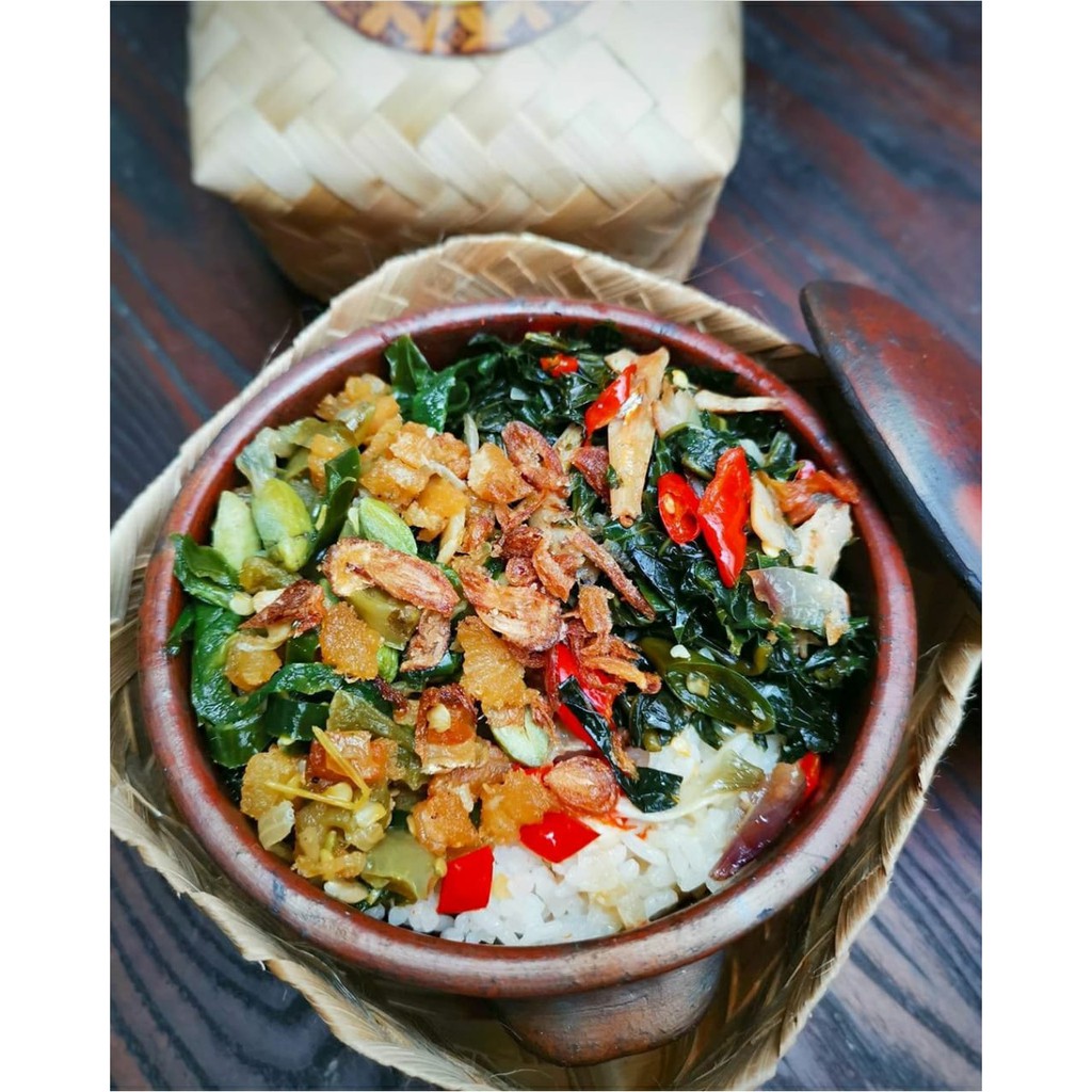 

Nasi Kendil Jambal Pete Cabe Ijo Kembang Kawung