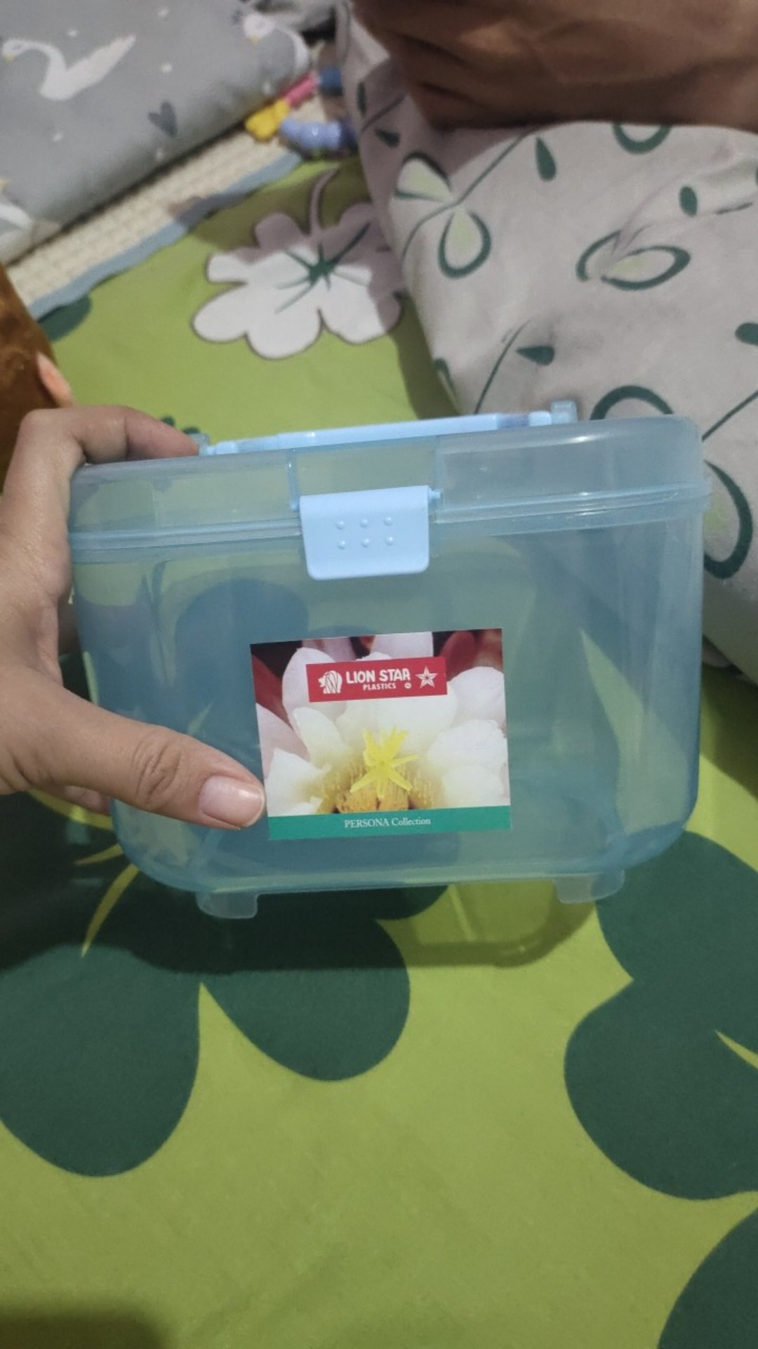 Kotak Serba Guna / Persona Case 004