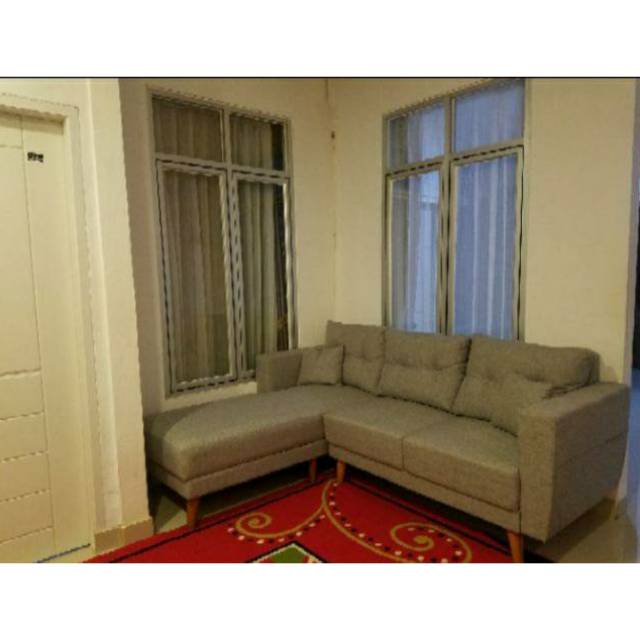 Sofa L santai coklat model retro