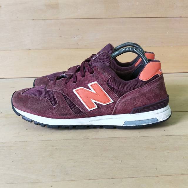 New Balance 565