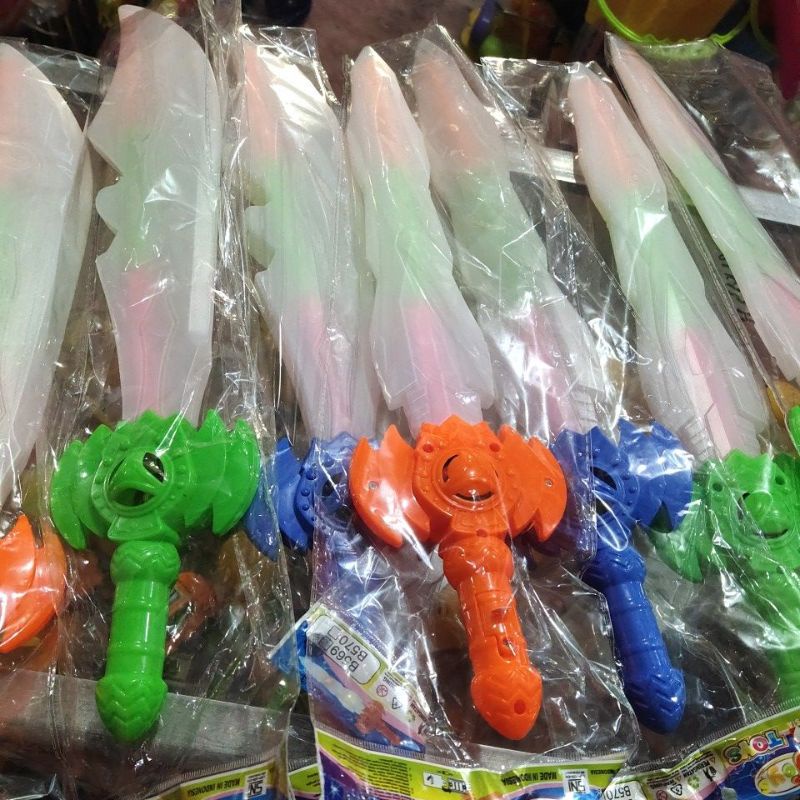 Mainan Anak Pedang Pedangan Bonus Batrai Lampu Suara Senjata Pisau Kelap Kelip Semi Besar Kapak Golo