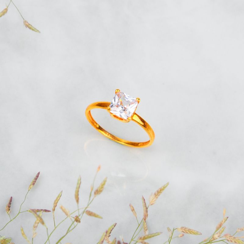 Cincin Emas Solitaire Kotak Putih Polos - Toko Emas Gadjah