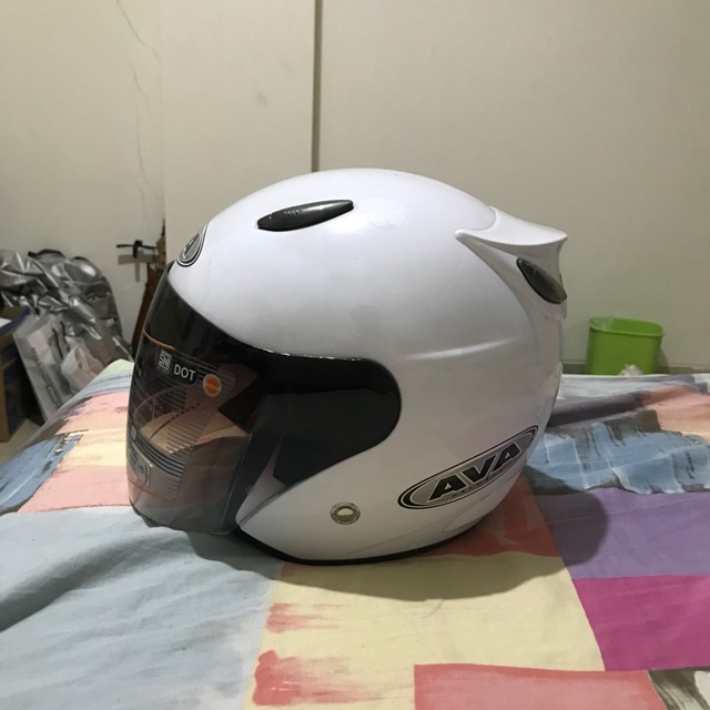 Helm AVA Putih SS7 White